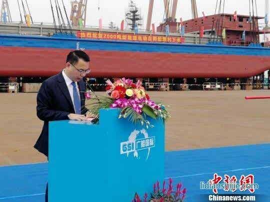 電動船下水儀式現場