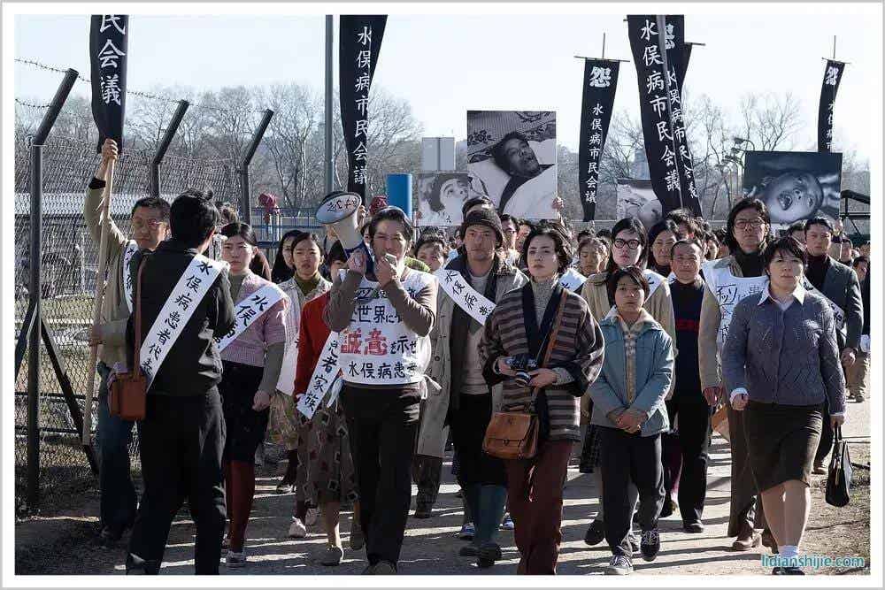 千夫所指，謀財害命，它靠什么從社會公害洗白成了世界500強