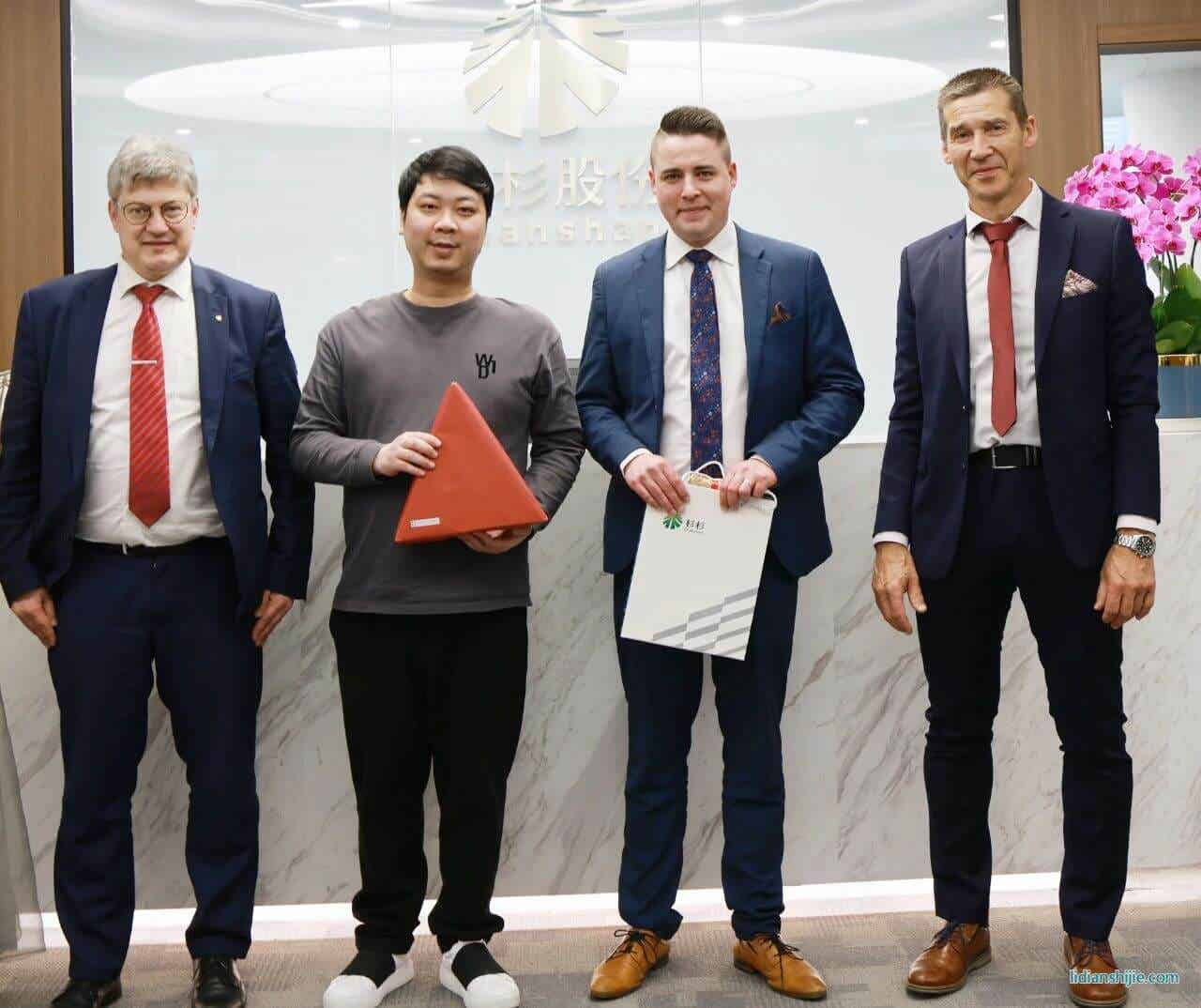4月19日，芬蘭科斯霍爾姆市議會主席Christoffer Ingo、市長Rurik Ahlberg、技術總監Ben Antell及芬蘭投資署成員一行蒞臨杉杉